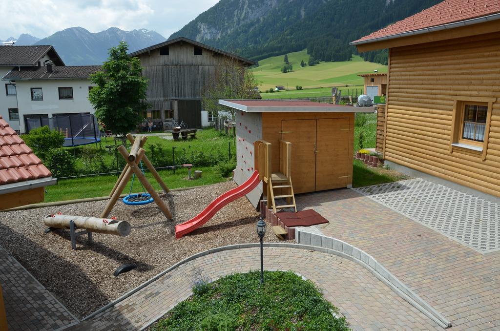 Feriendorf Am Hahnenkamm Reutte Exteriér fotografie